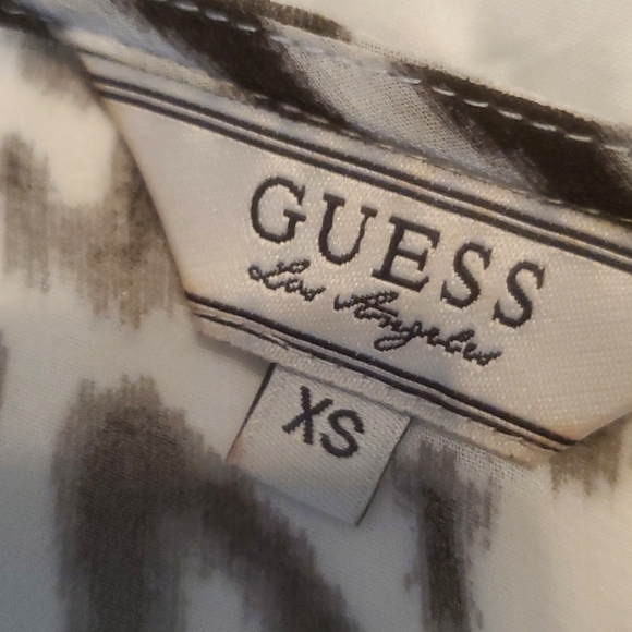 All season Guess Dress - Picture 2 of 7